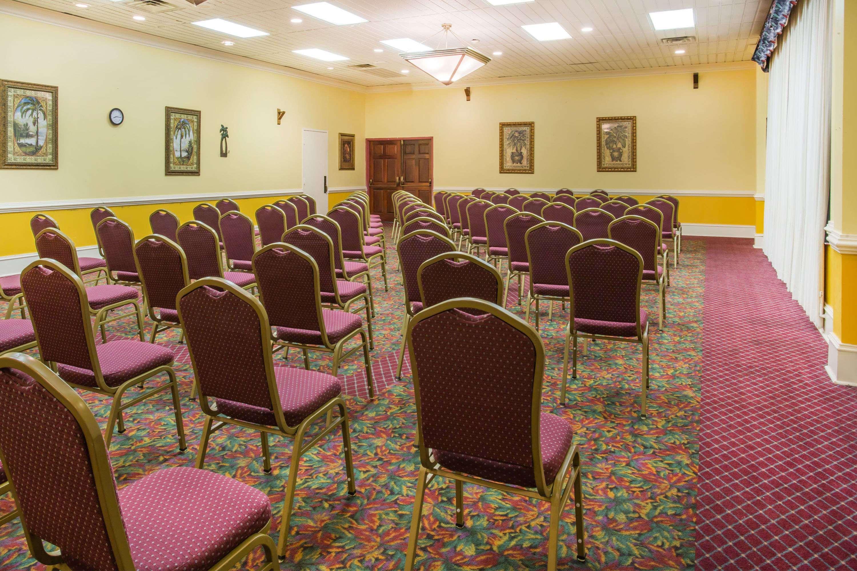 Ramada By Wyndham Wytheville Exterior foto