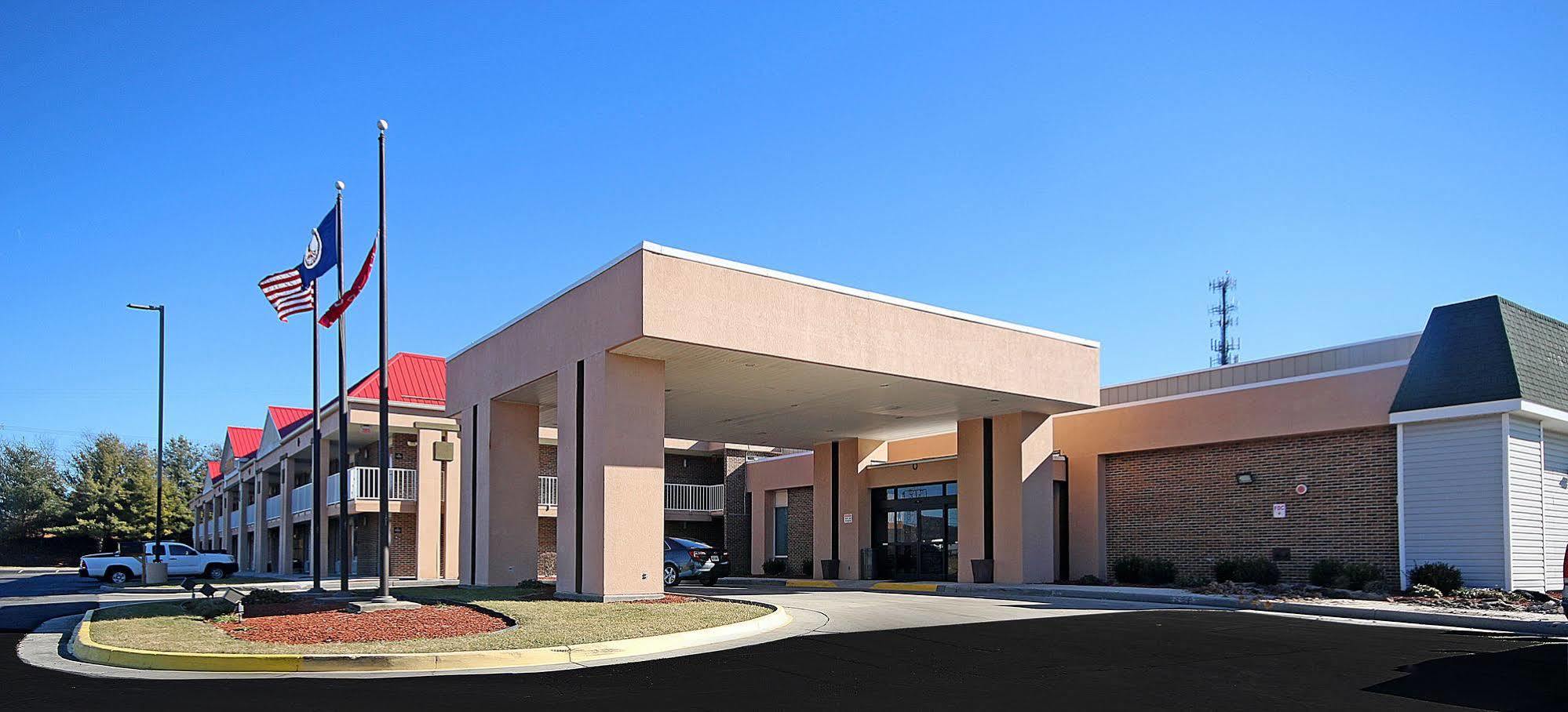 Ramada By Wyndham Wytheville Exterior foto