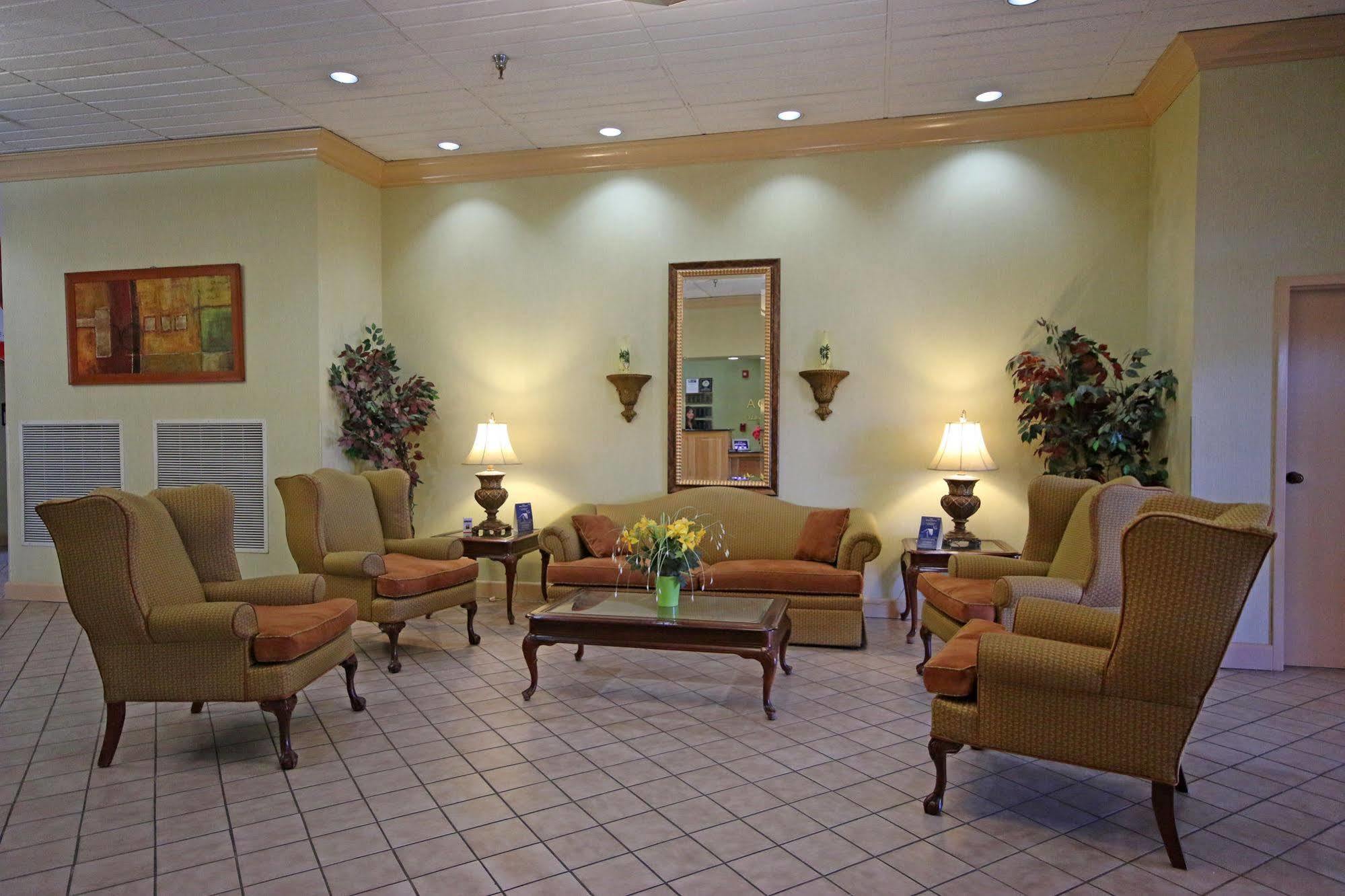 Ramada By Wyndham Wytheville Exterior foto